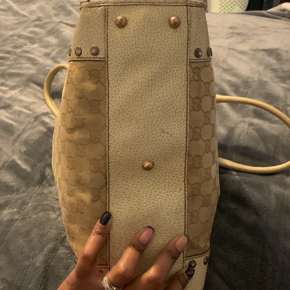Authentic Vintage Gucci Tote purchased From @brandauthentic from GiGi🩷🩷🩷 - Picture 6 of 14